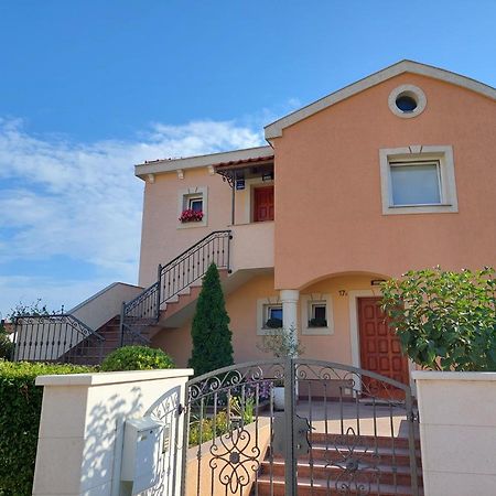 Apartment Polic Šibenik Exterior foto